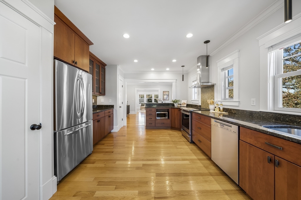 142 Highland Ave # 142