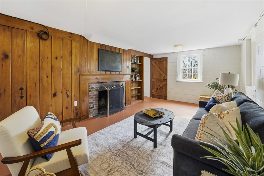 26 Wachusett Drive
