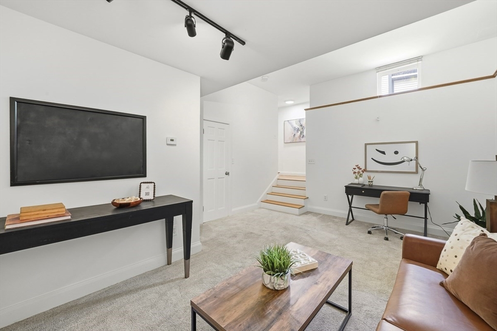 42 Lewis Ave # 42