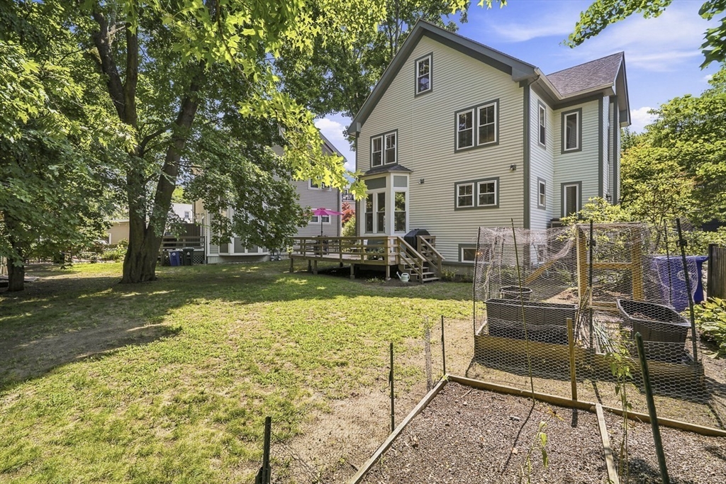 42 Lewis Ave # 42