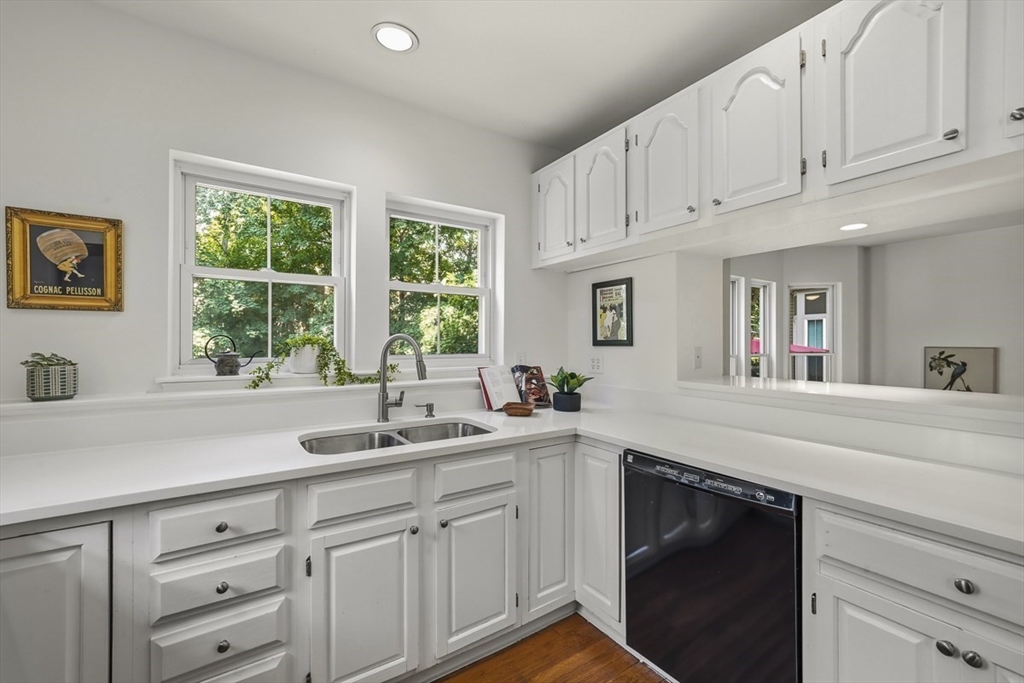 42 Lewis Ave # 42