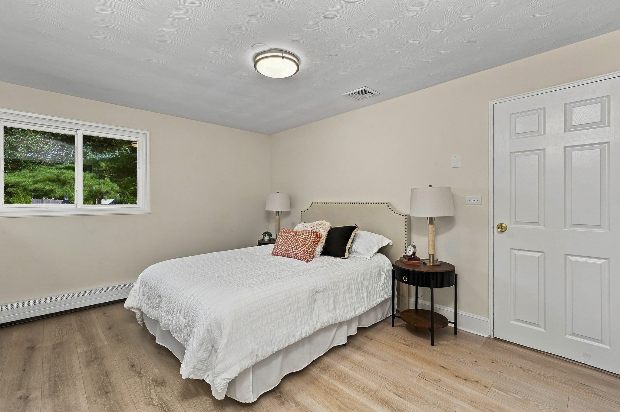 4 Nadine Road