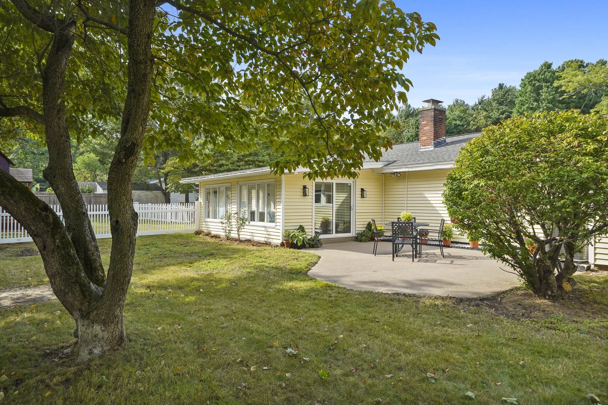 4 Nadine Road