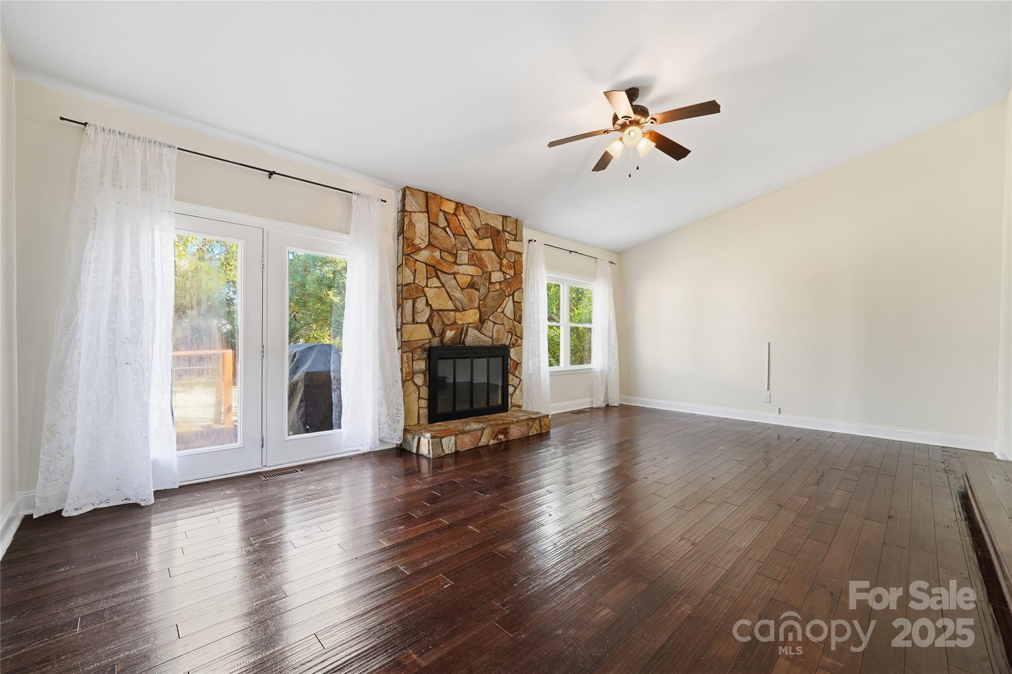 501 Vista Grande Circle