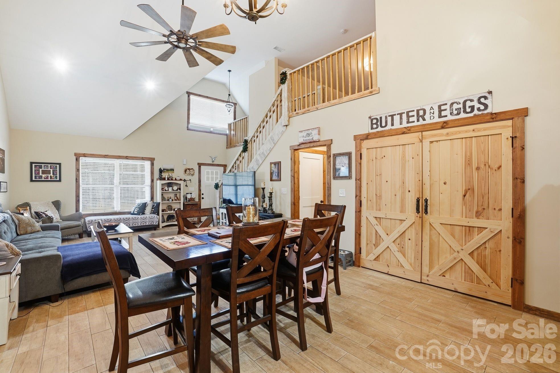 4592 Reid Road