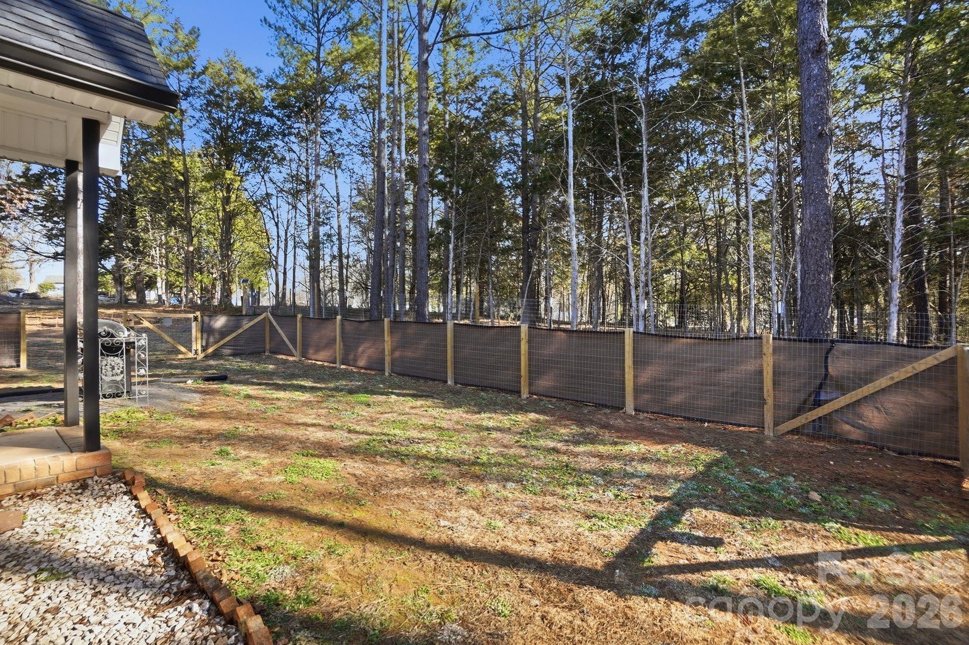 4592 Reid Road