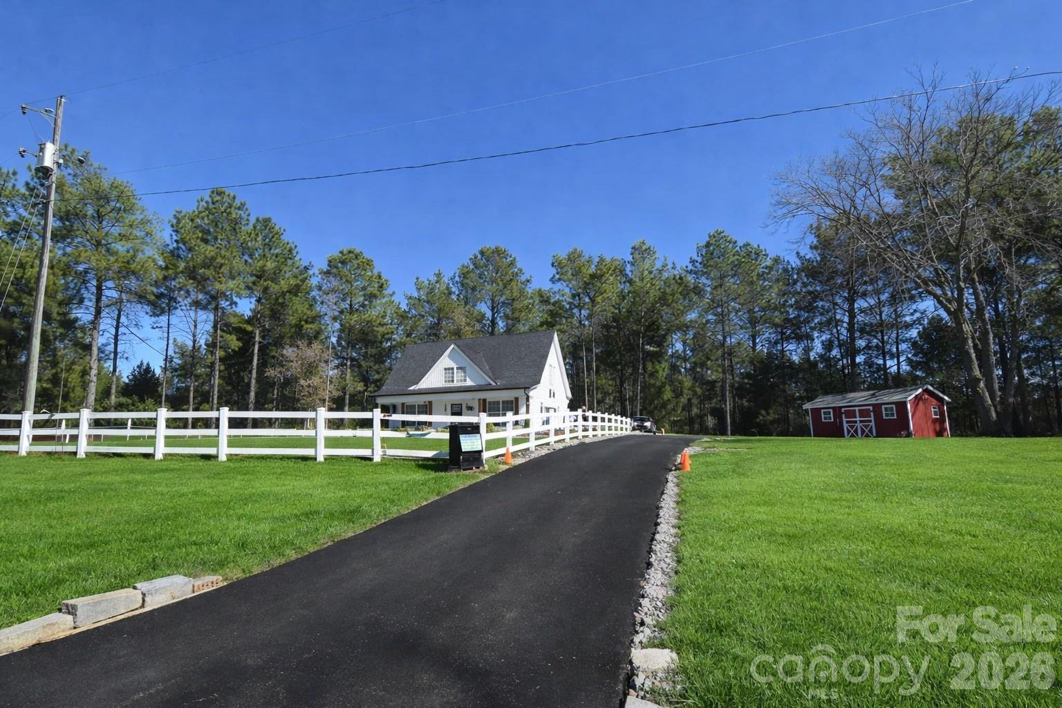 4592 Reid Road