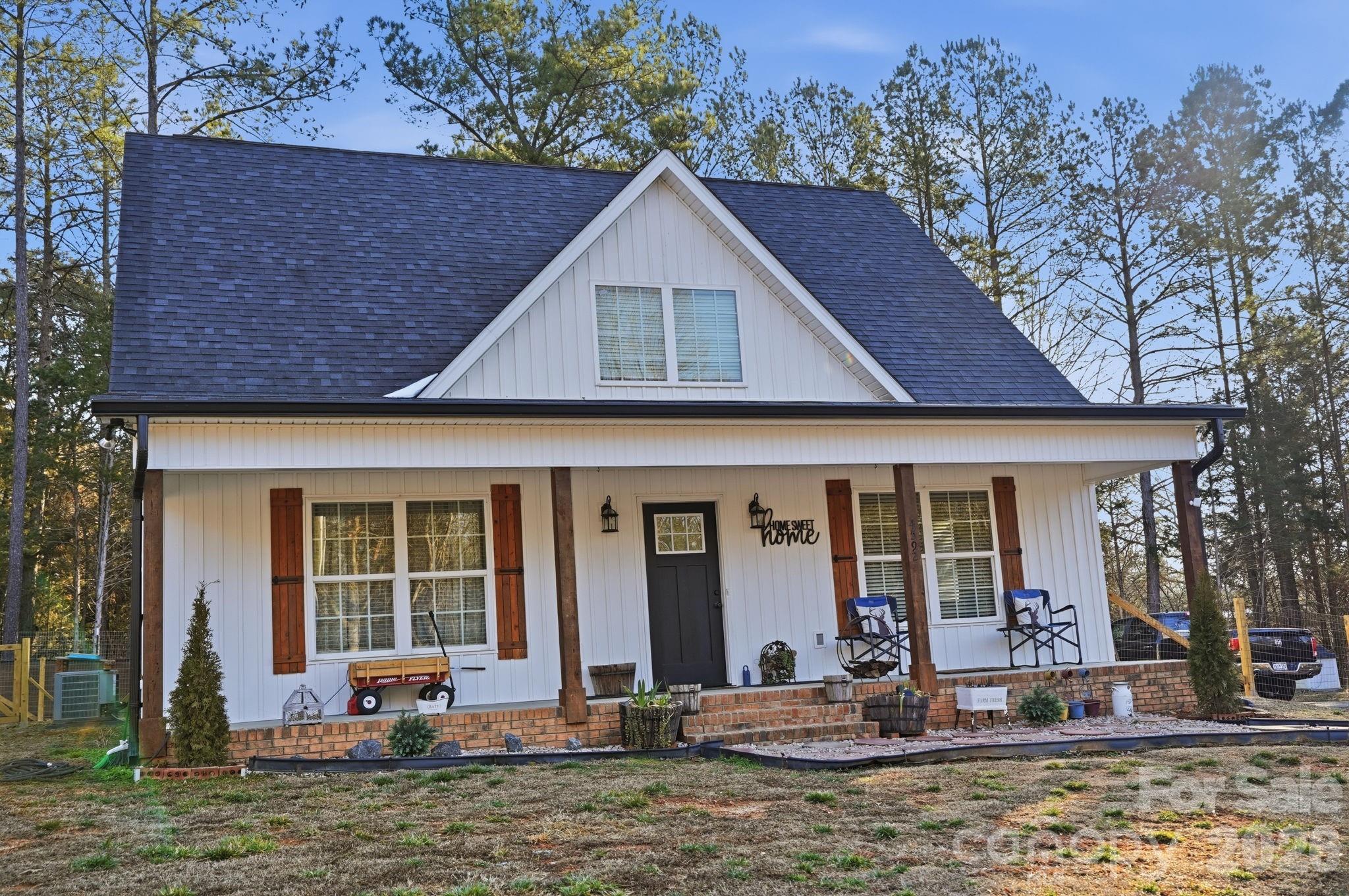 4592 Reid Road