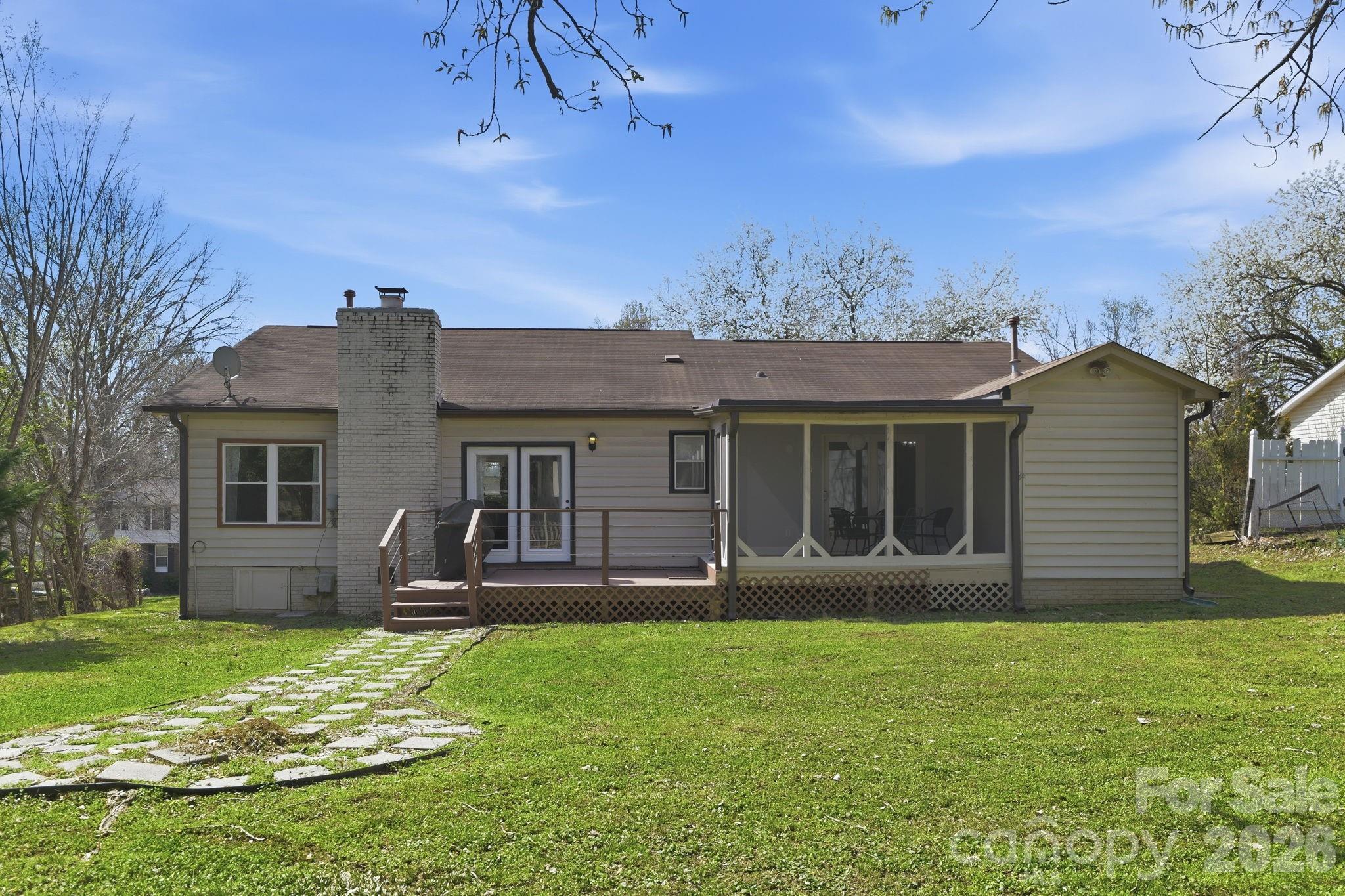 501 Vista Grande Circle