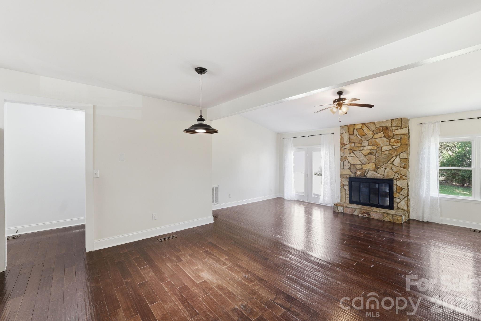 501 Vista Grande Circle