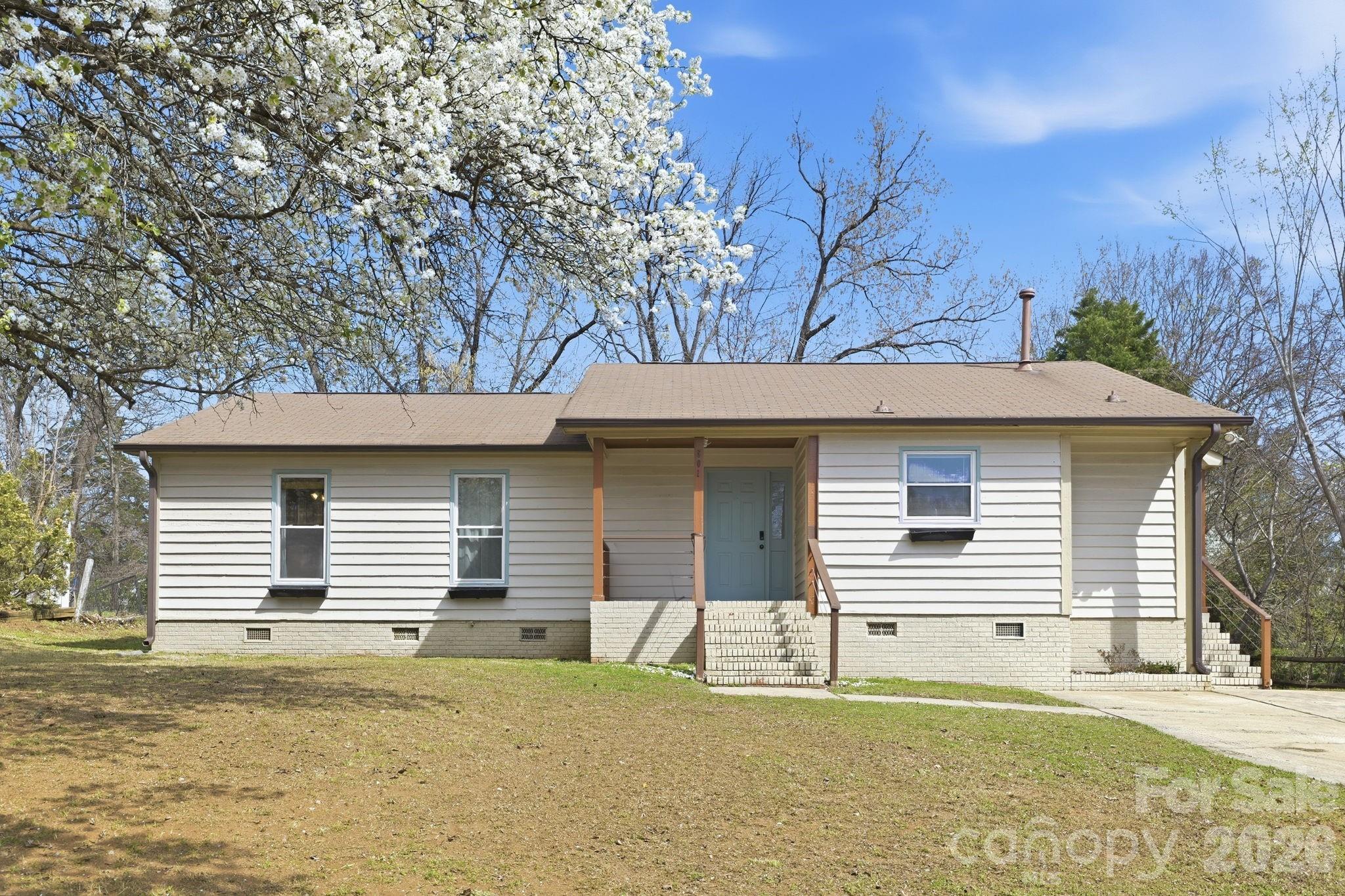 501 Vista Grande Circle