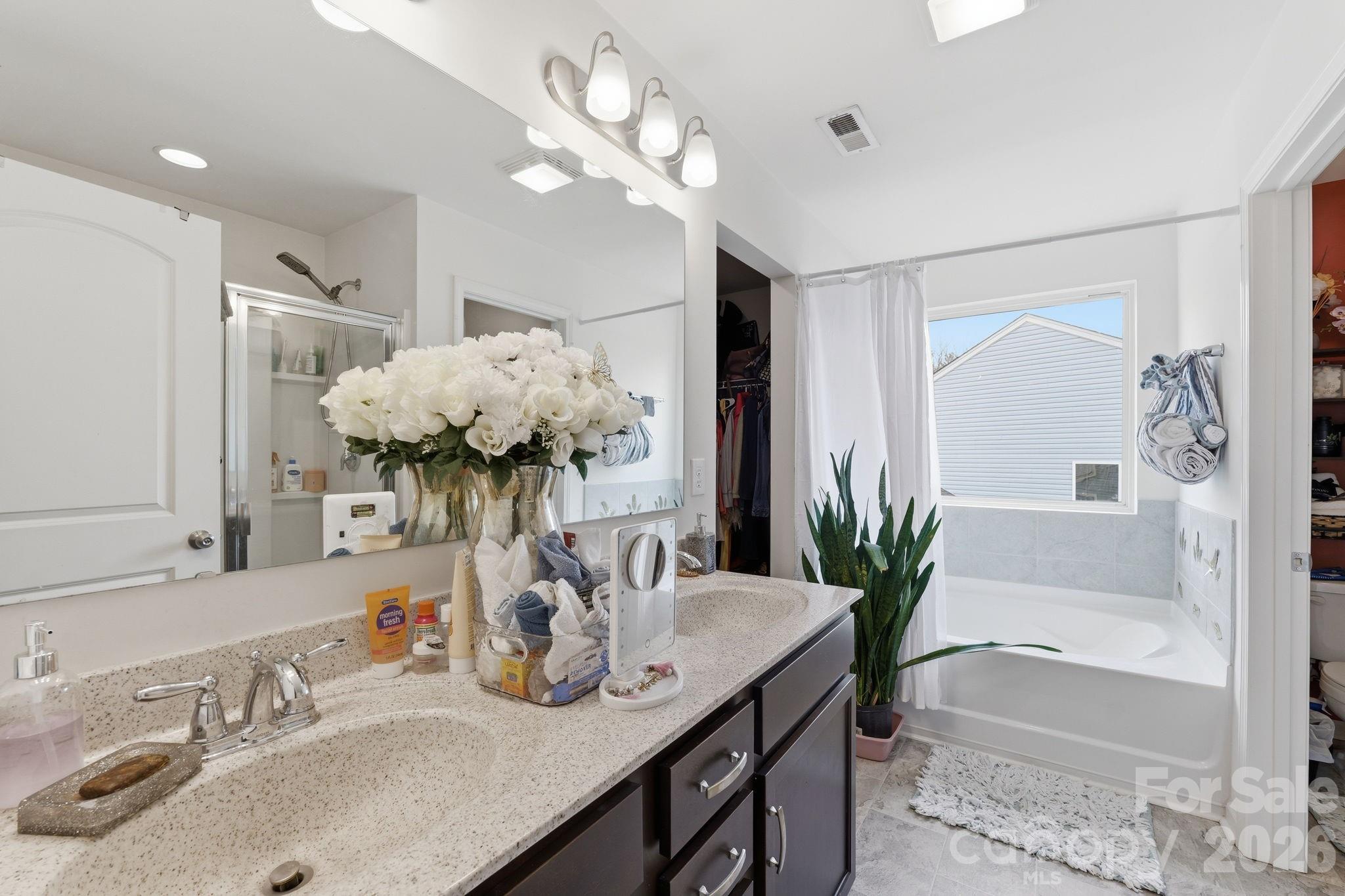 5126 Saddleback Drive