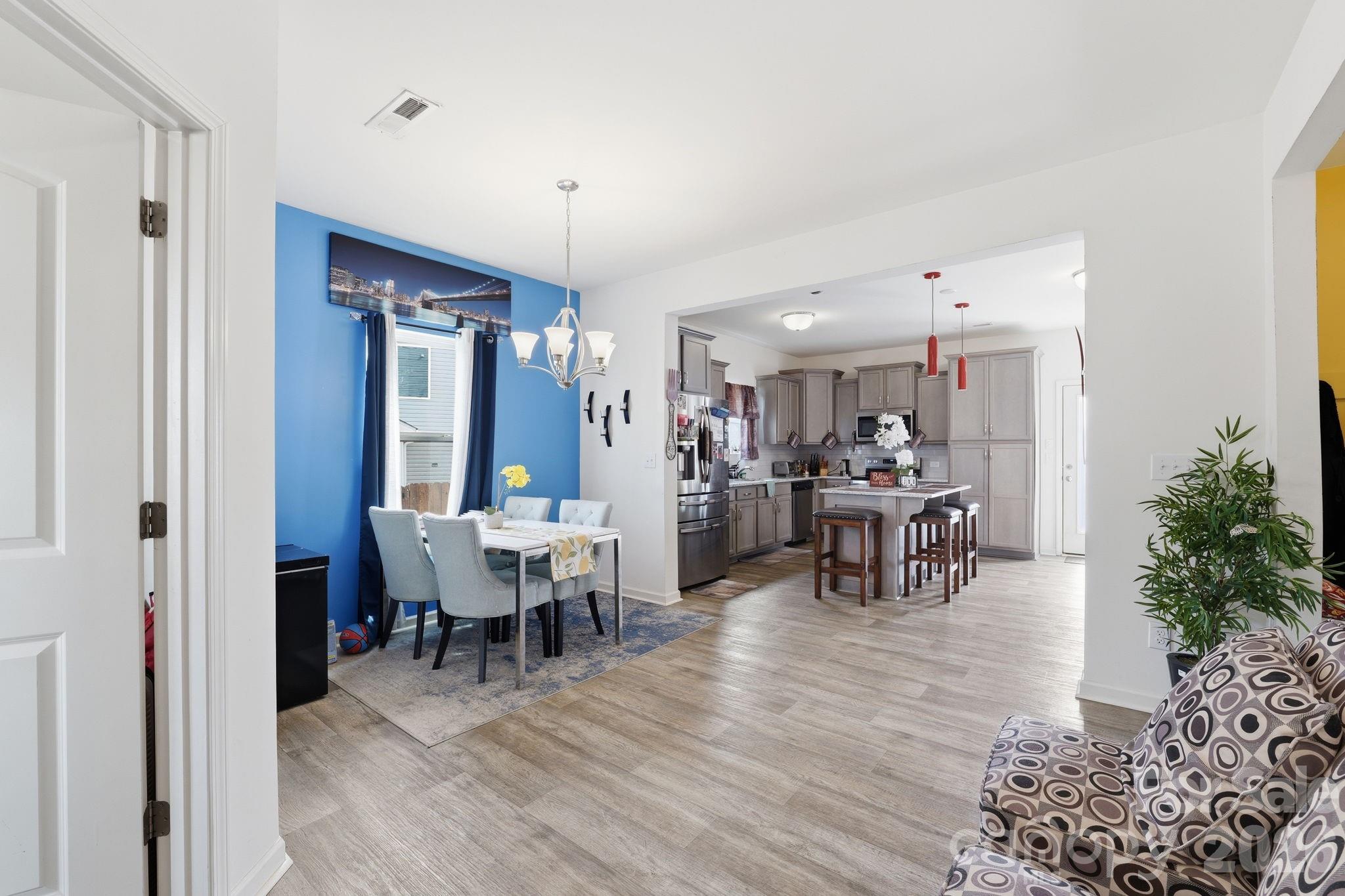 5126 Saddleback Drive