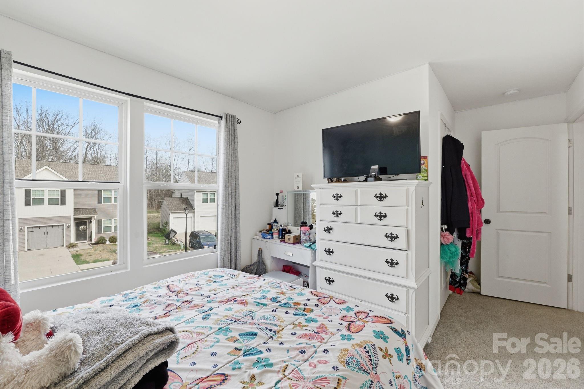 5126 Saddleback Drive