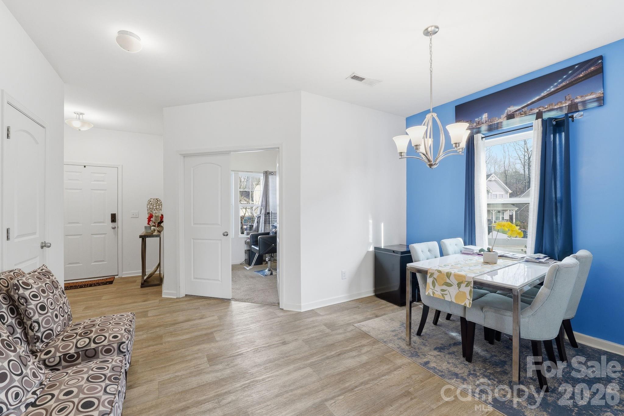 5126 Saddleback Drive