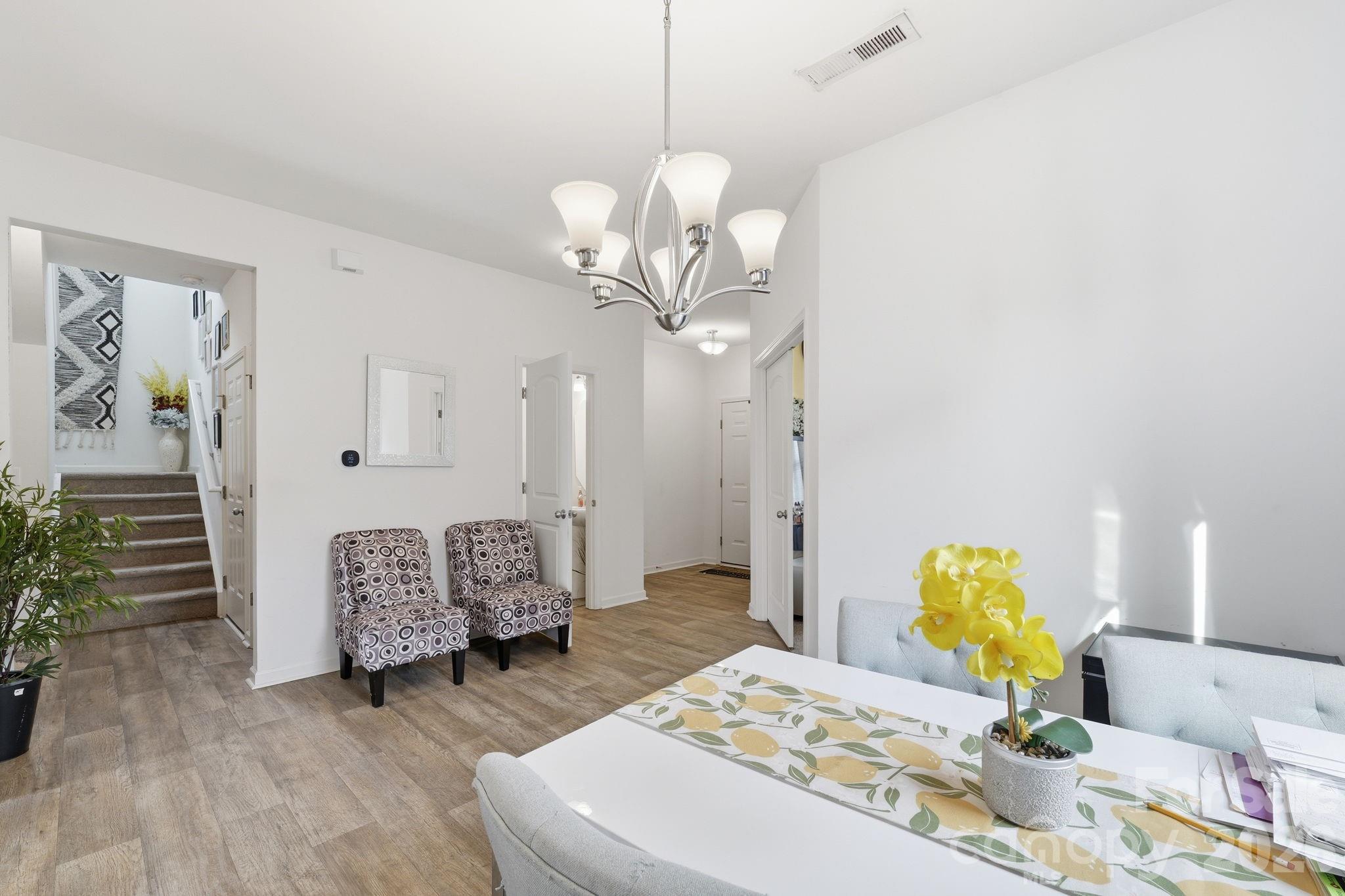 5126 Saddleback Drive