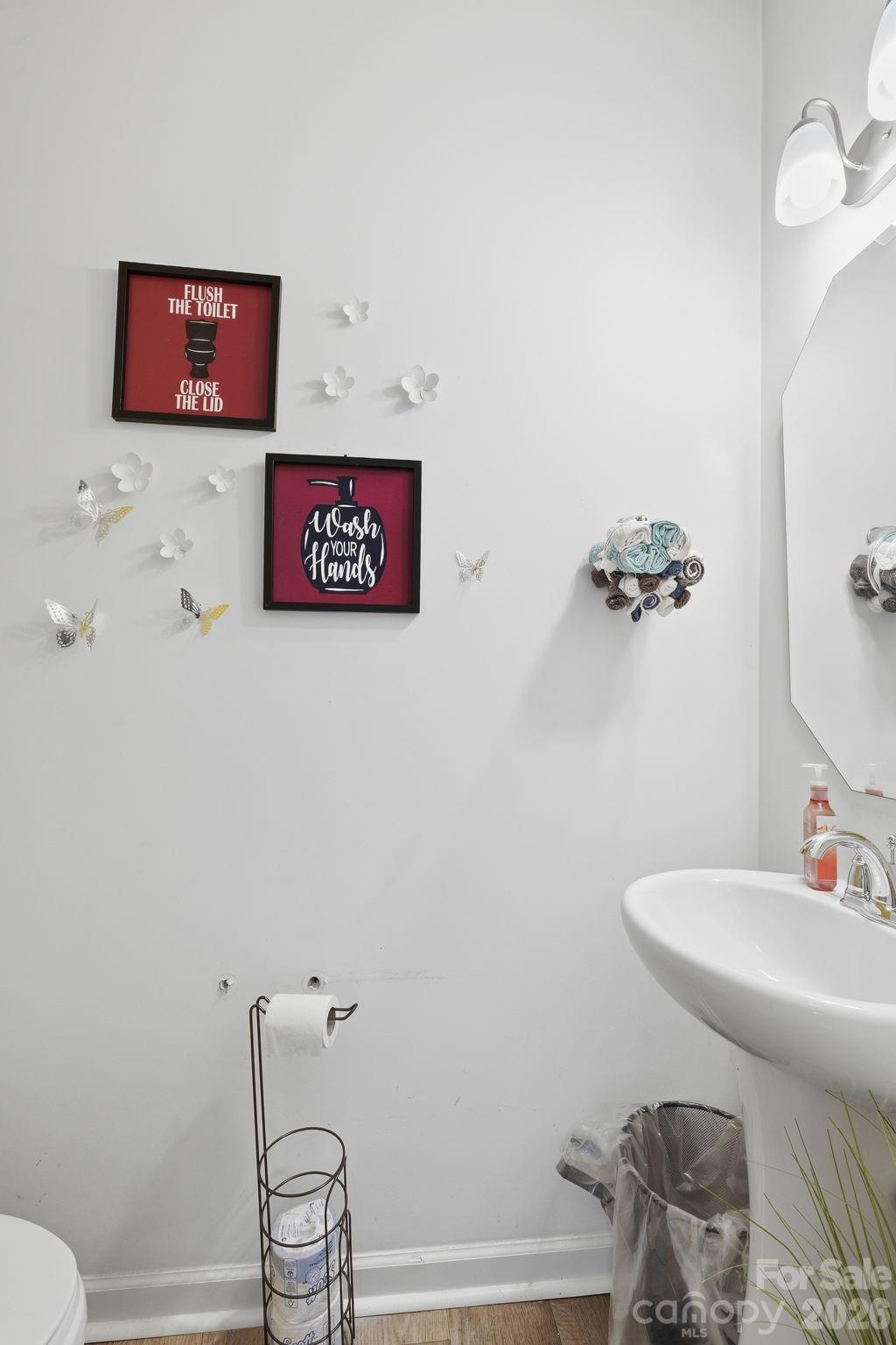 5126 Saddleback Drive