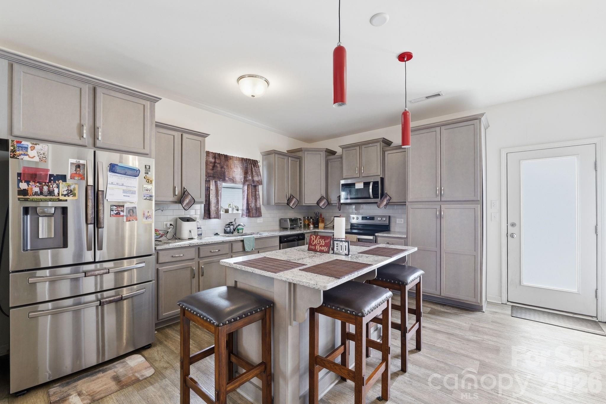 5126 Saddleback Drive