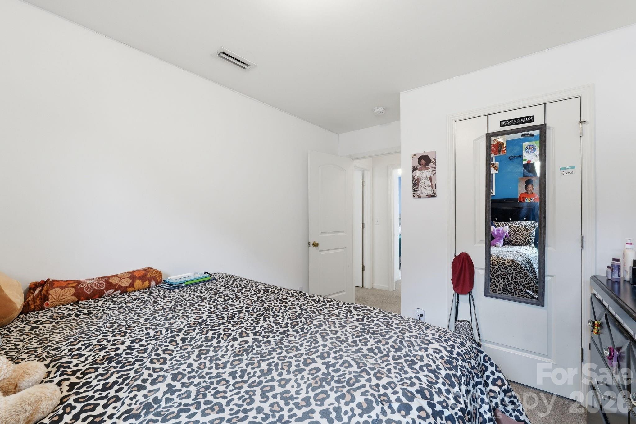 5126 Saddleback Drive