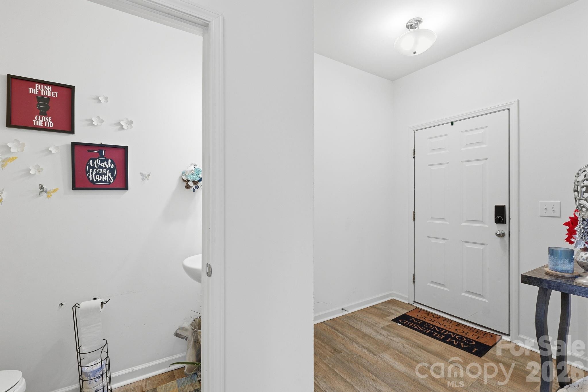 5126 Saddleback Drive