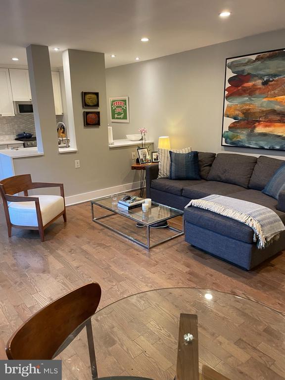 1601 18TH STREET NW 307
