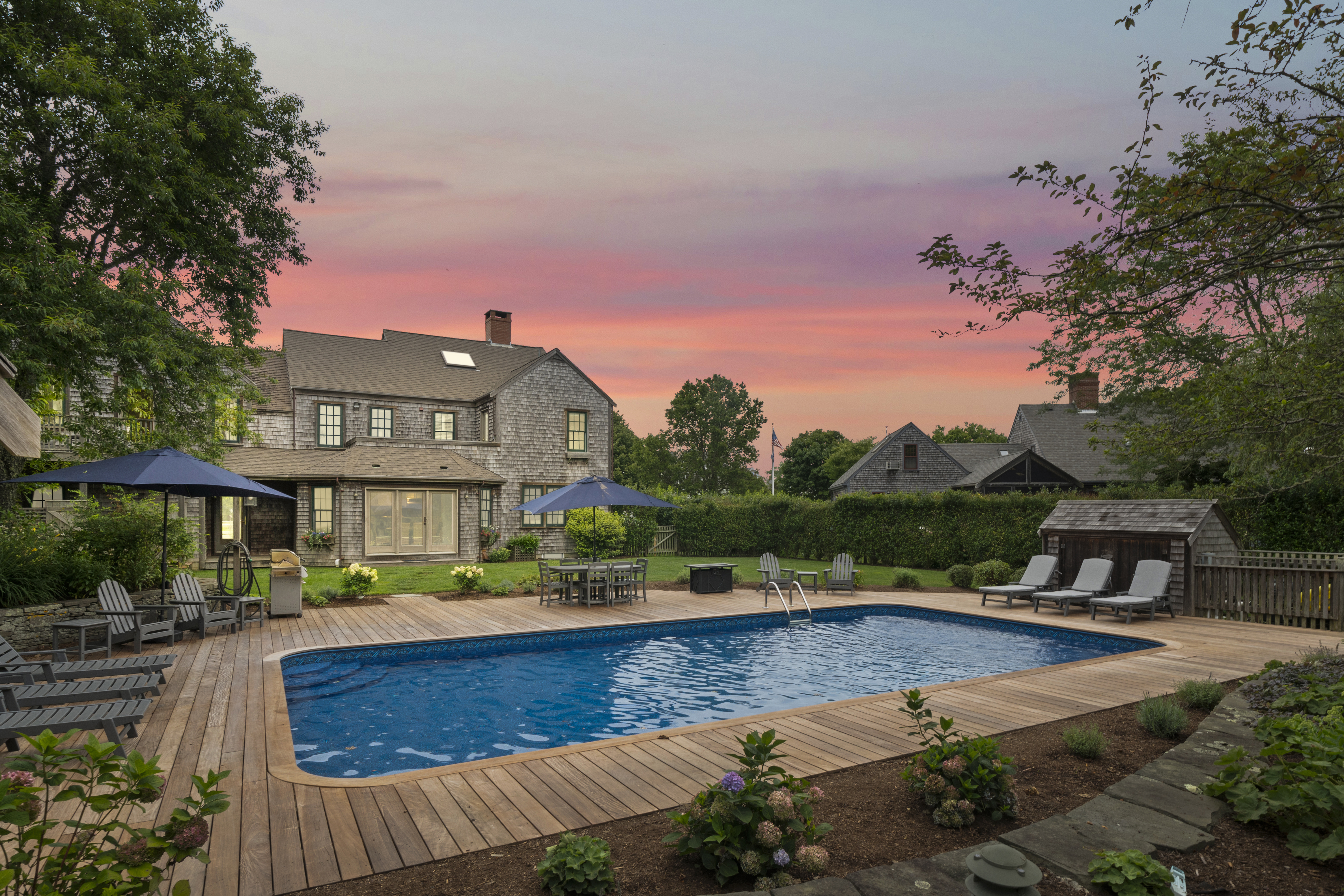 20 Meadow View Drive