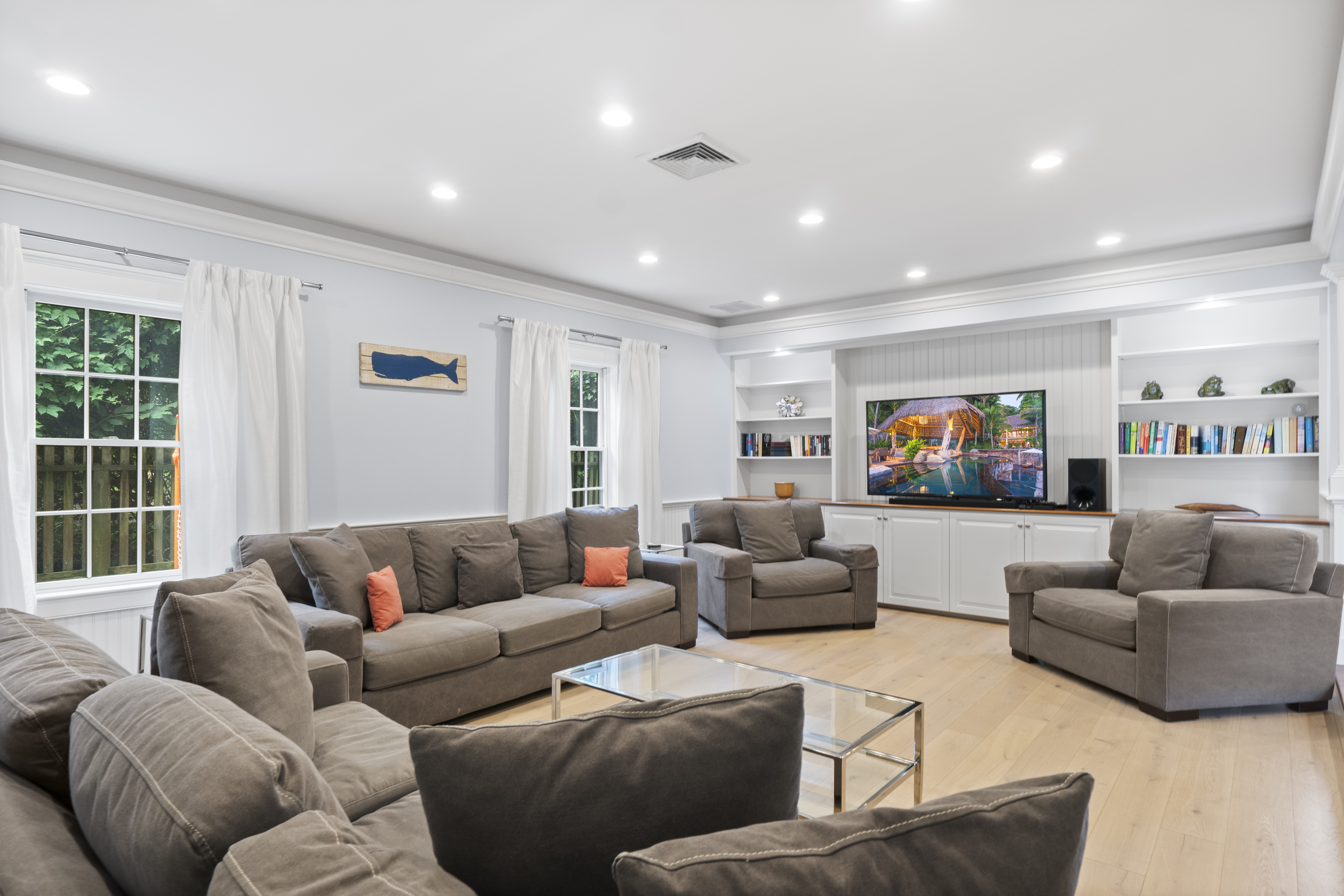 20 Meadow View Drive