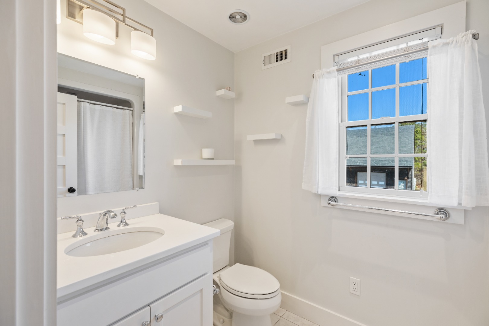 3 Yawkey Way Unit: B (Right side)