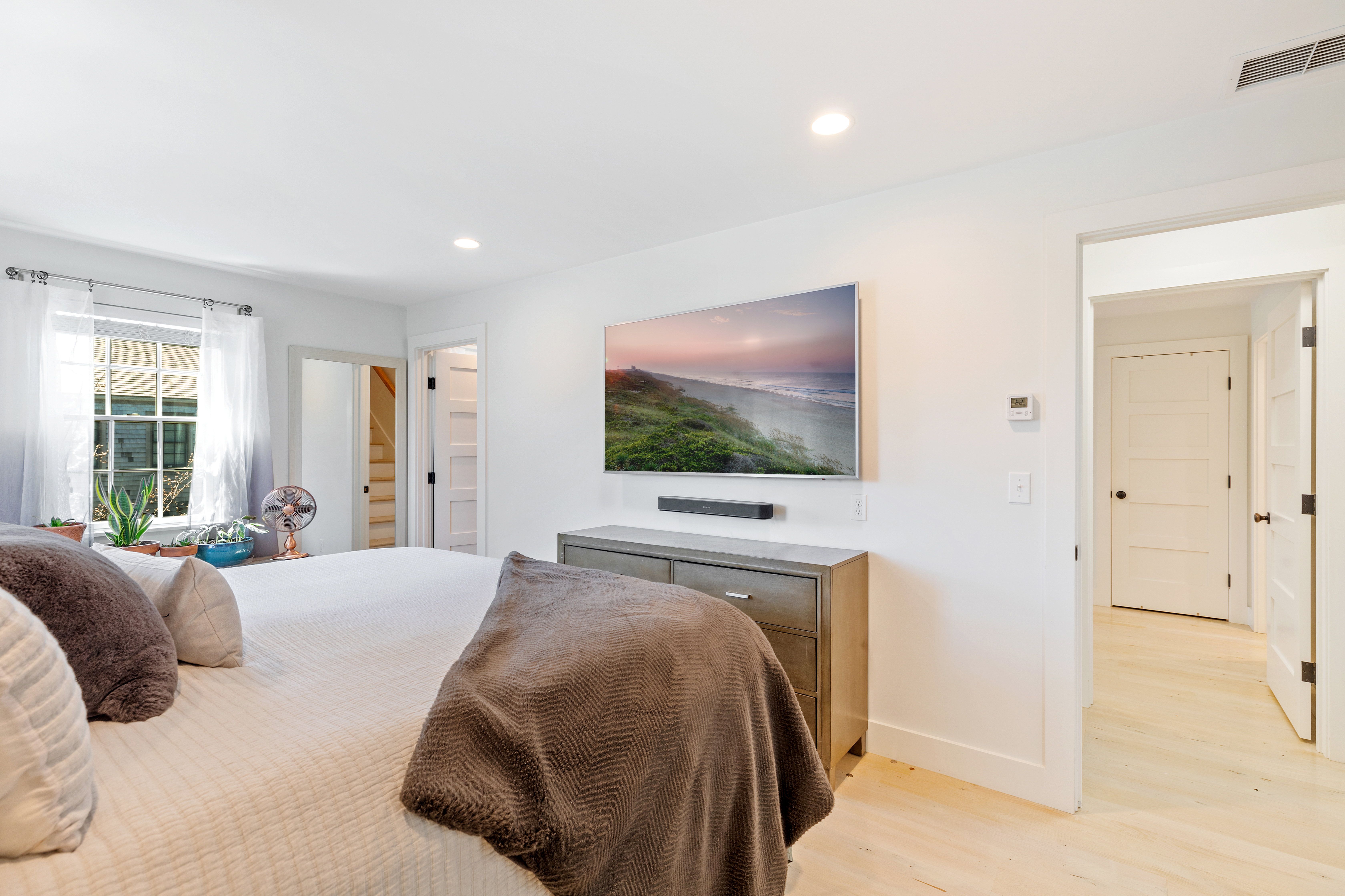 3 Yawkey Way Unit: B (Right side)