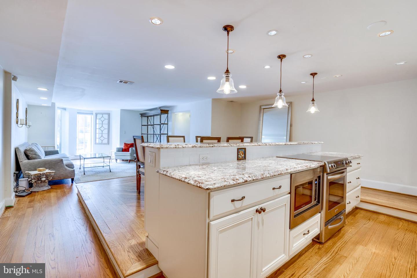 2115 S STREET NW Unit: 1/2