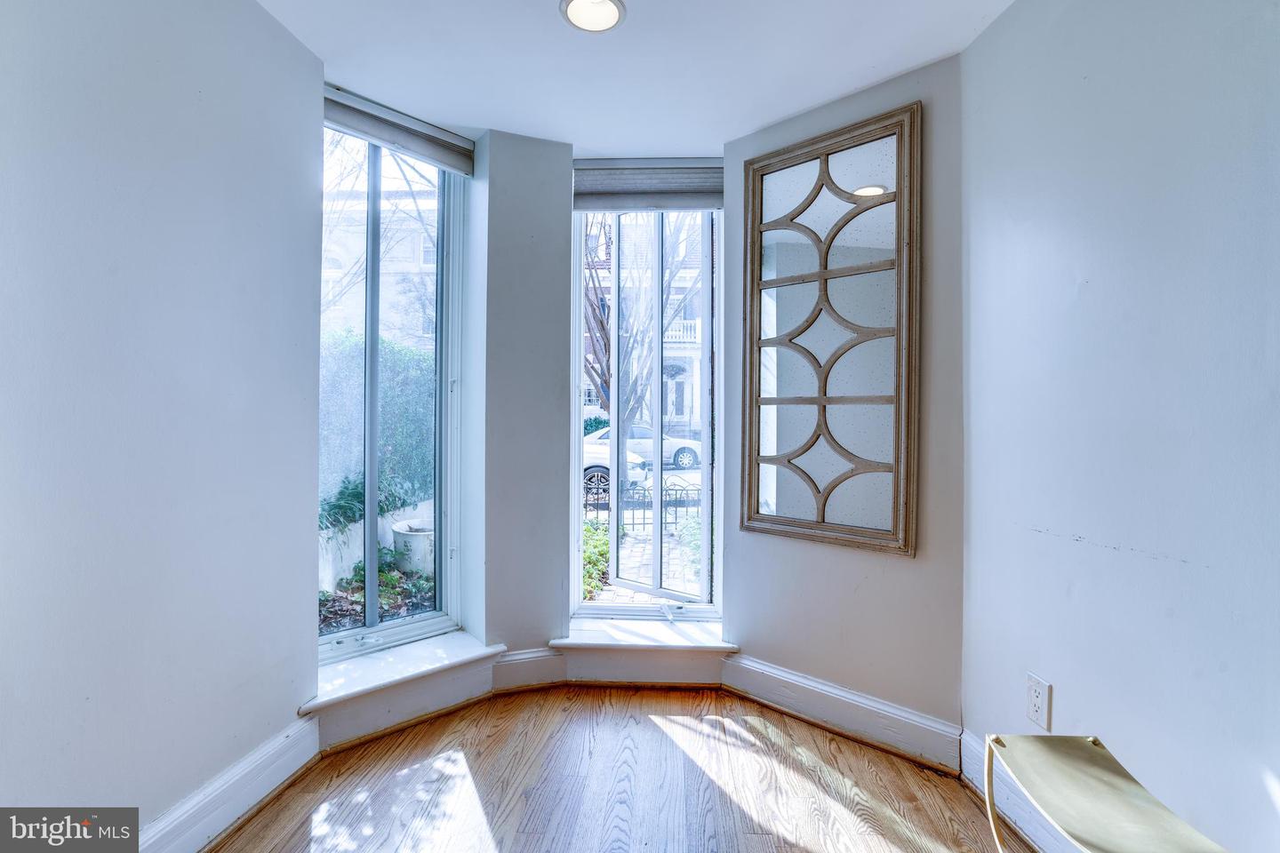 2115 S STREET NW Unit: 1/2