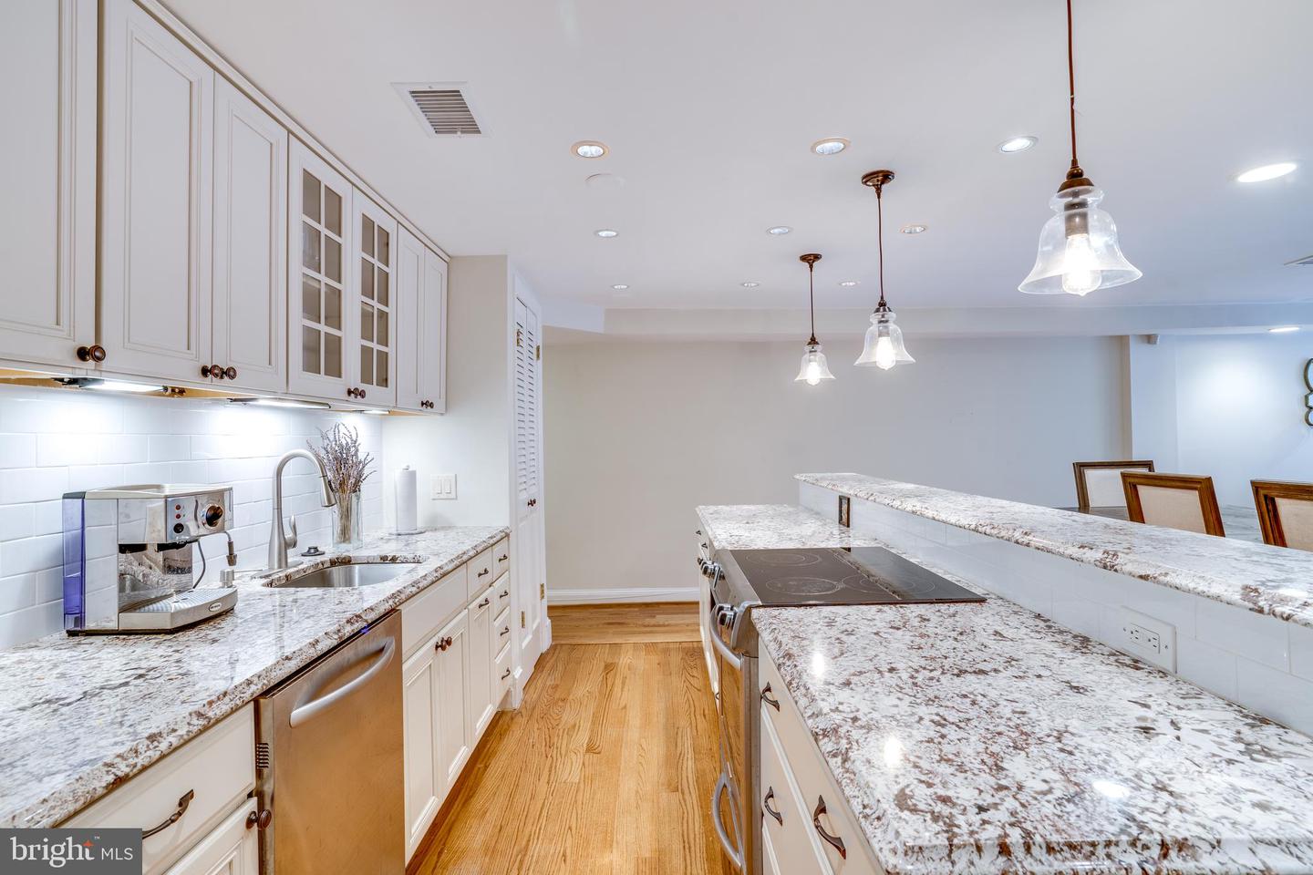2115 S STREET NW Unit: 1/2