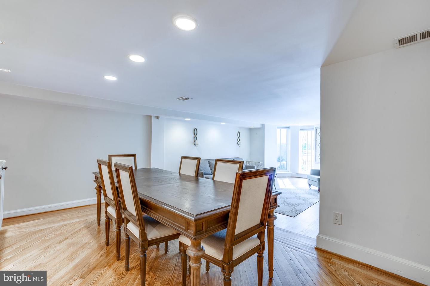 2115 S STREET NW Unit: 1/2