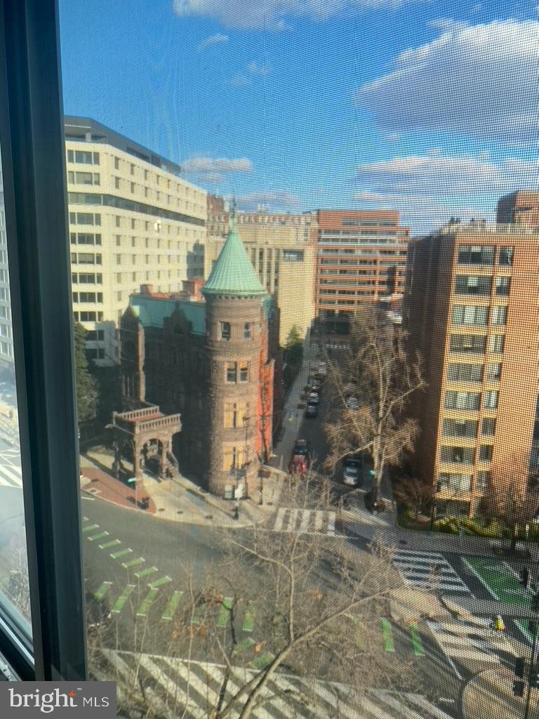 1330 NEW HAMPSHIRE AVENUE NW Unit: 902