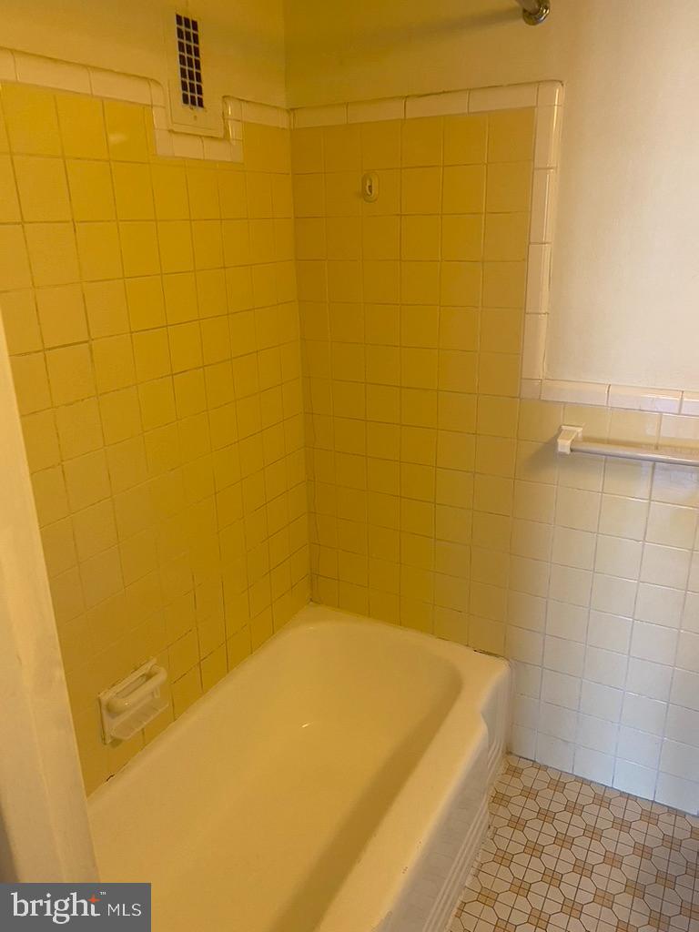 1330 NEW HAMPSHIRE AVENUE NW Unit: 902
