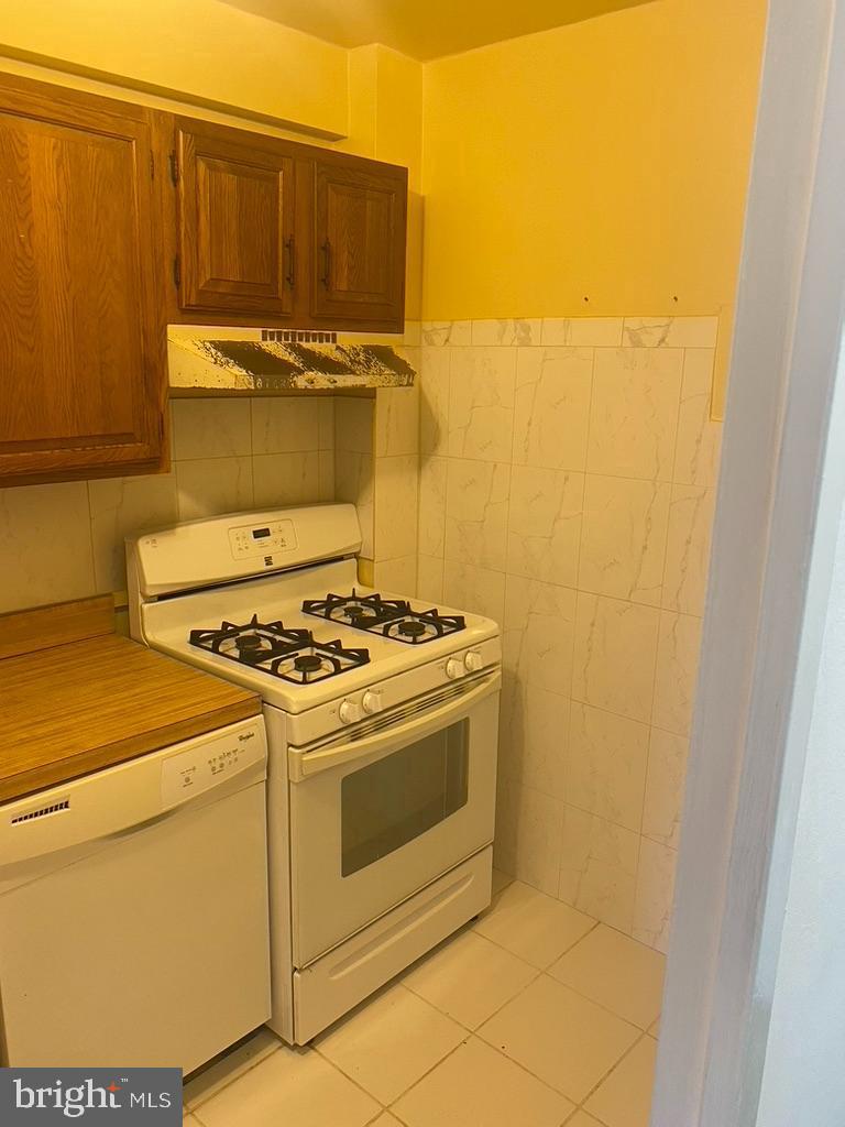 1330 NEW HAMPSHIRE AVENUE NW Unit: 902