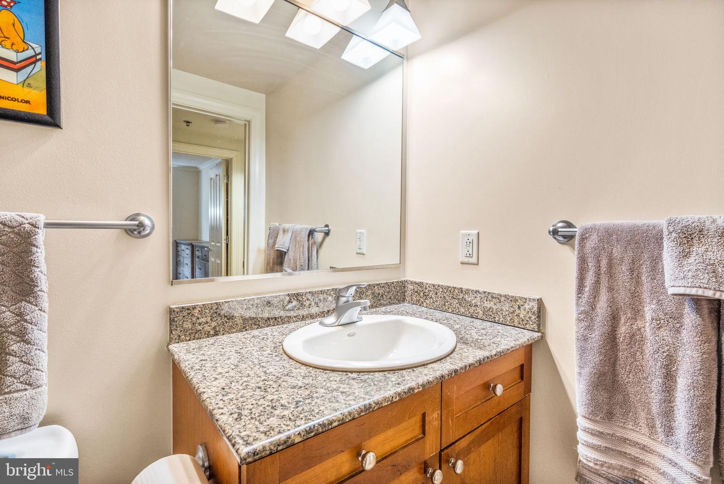 777 7TH STREET NW Unit: 919