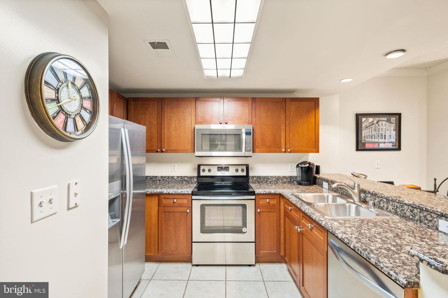 777 7TH STREET NW Unit: 919