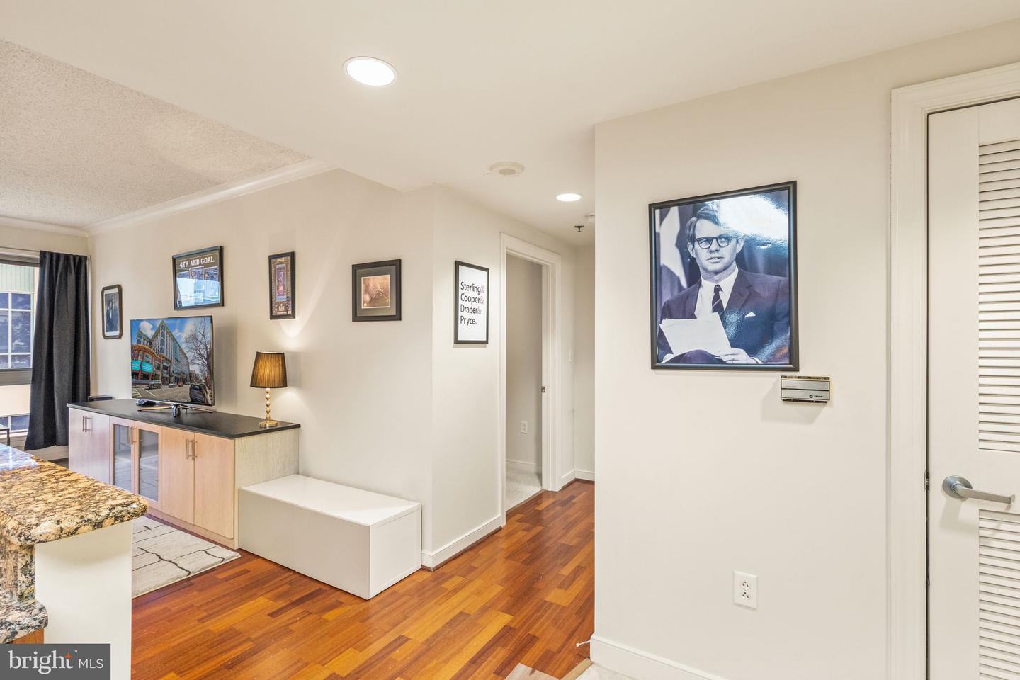 777 7TH STREET NW Unit: 919
