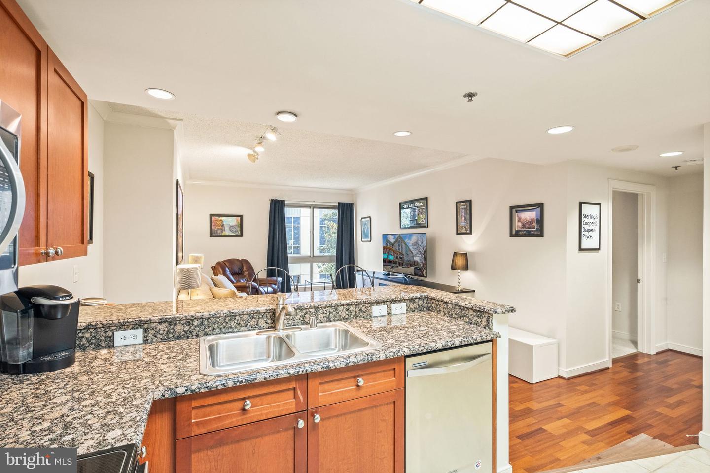 777 7TH STREET NW Unit: 919