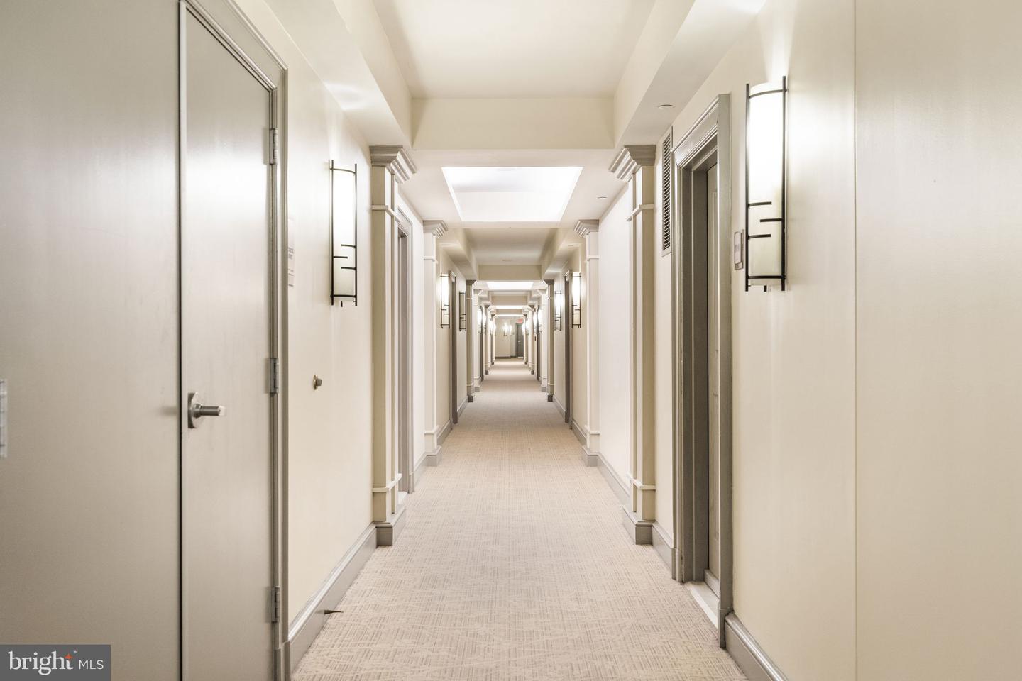 777 7TH STREET NW Unit: 919