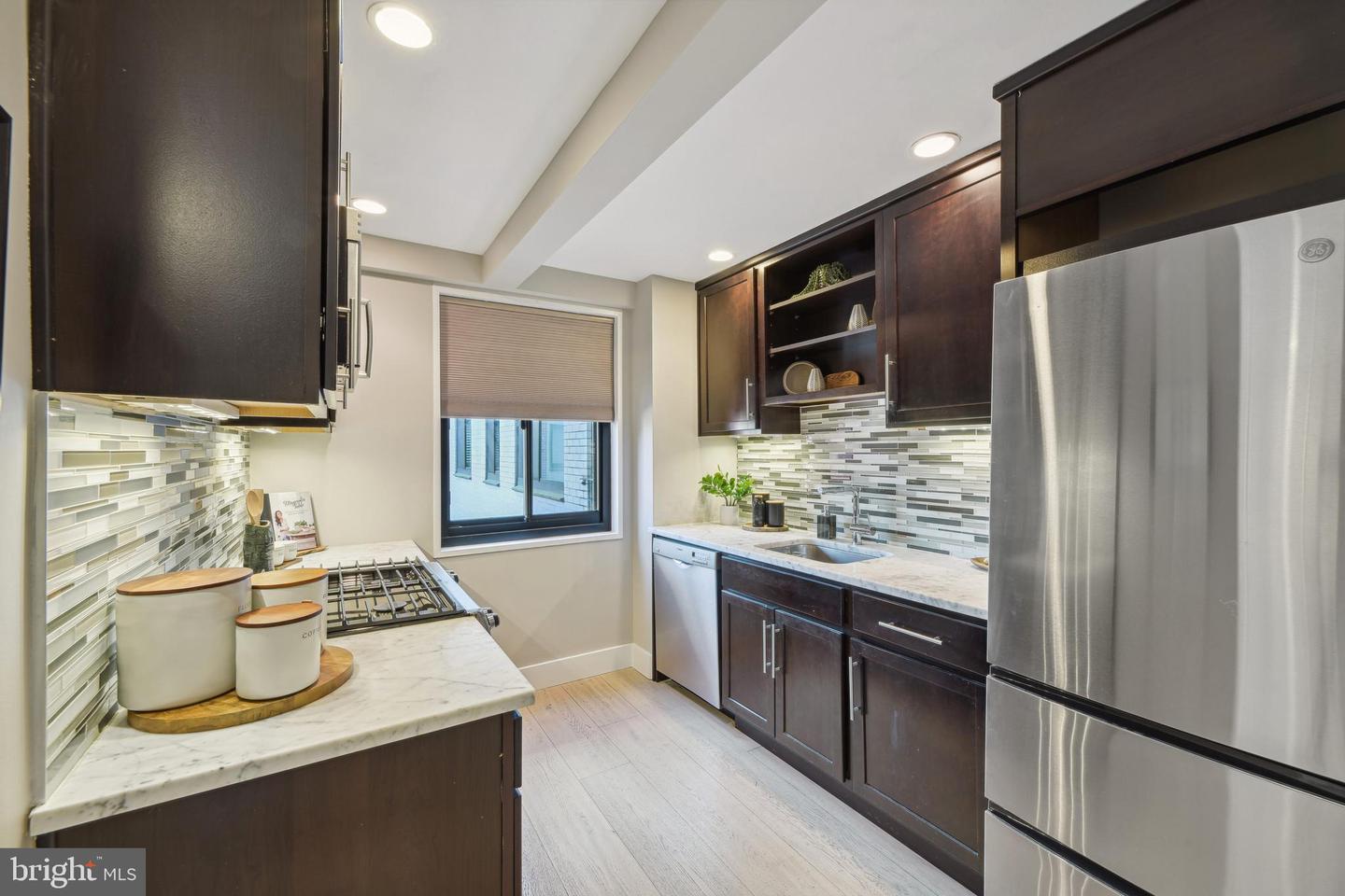 1601 18TH STREET NW Unit: 403