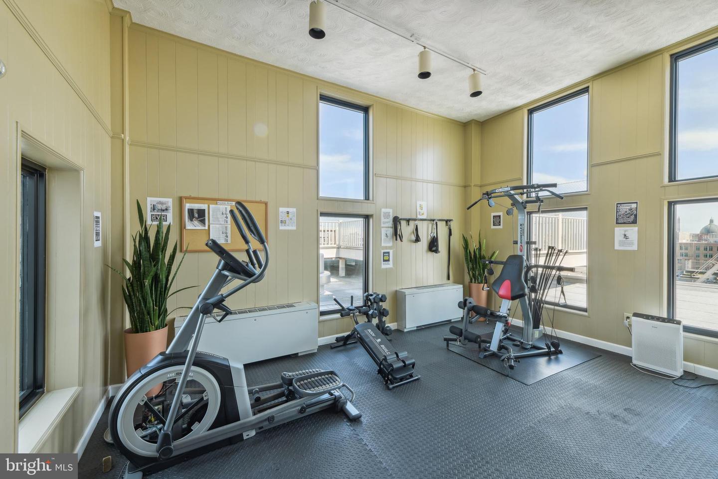 1601 18TH STREET NW Unit: 403