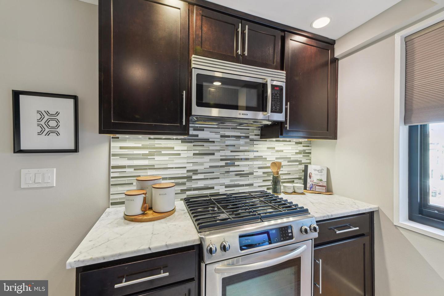1601 18TH STREET NW Unit: 403