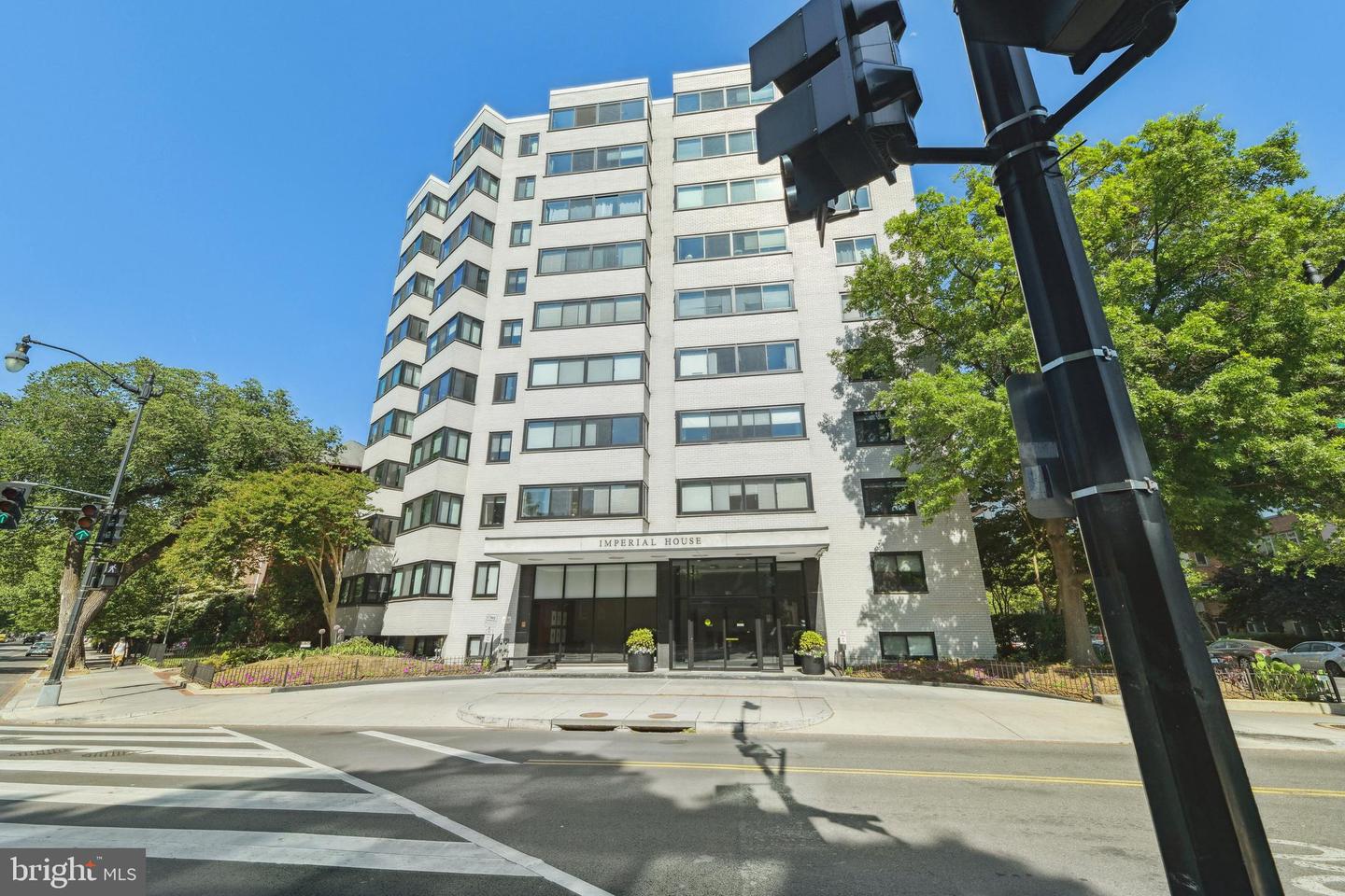 1601 18TH STREET NW Unit: 403