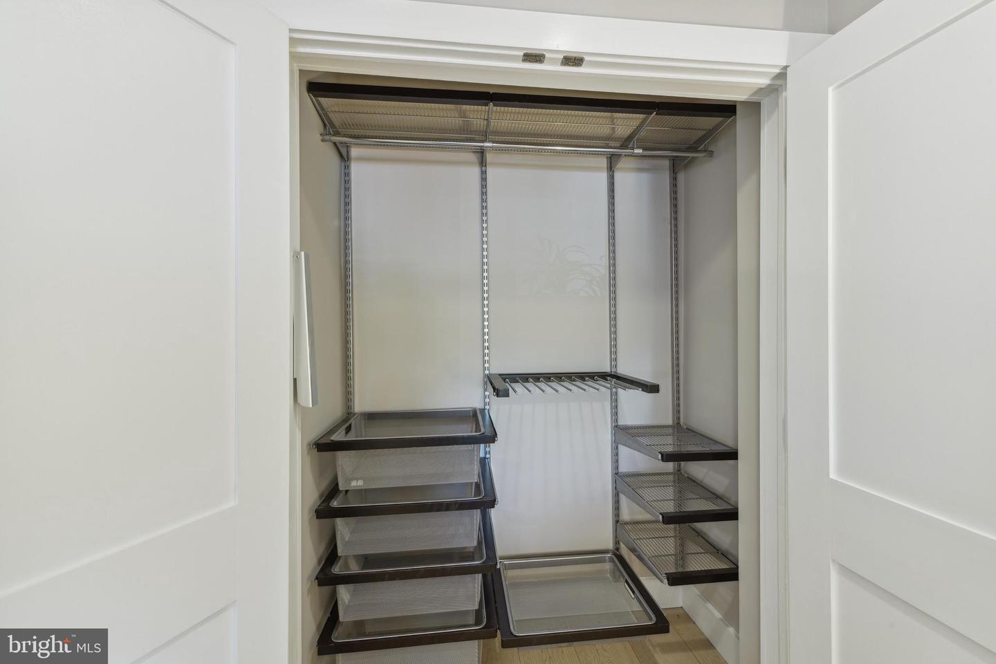 1601 18TH STREET NW Unit: 403