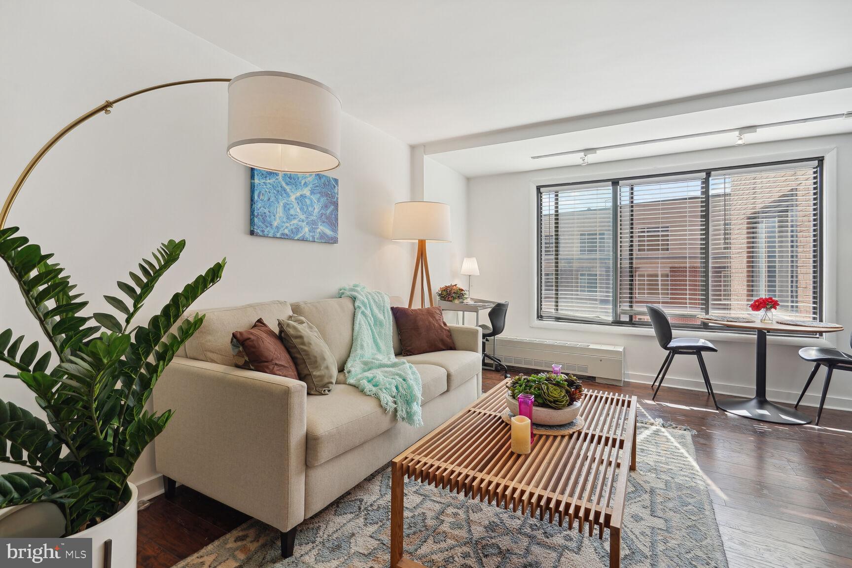 1440 N NW Unit: 916