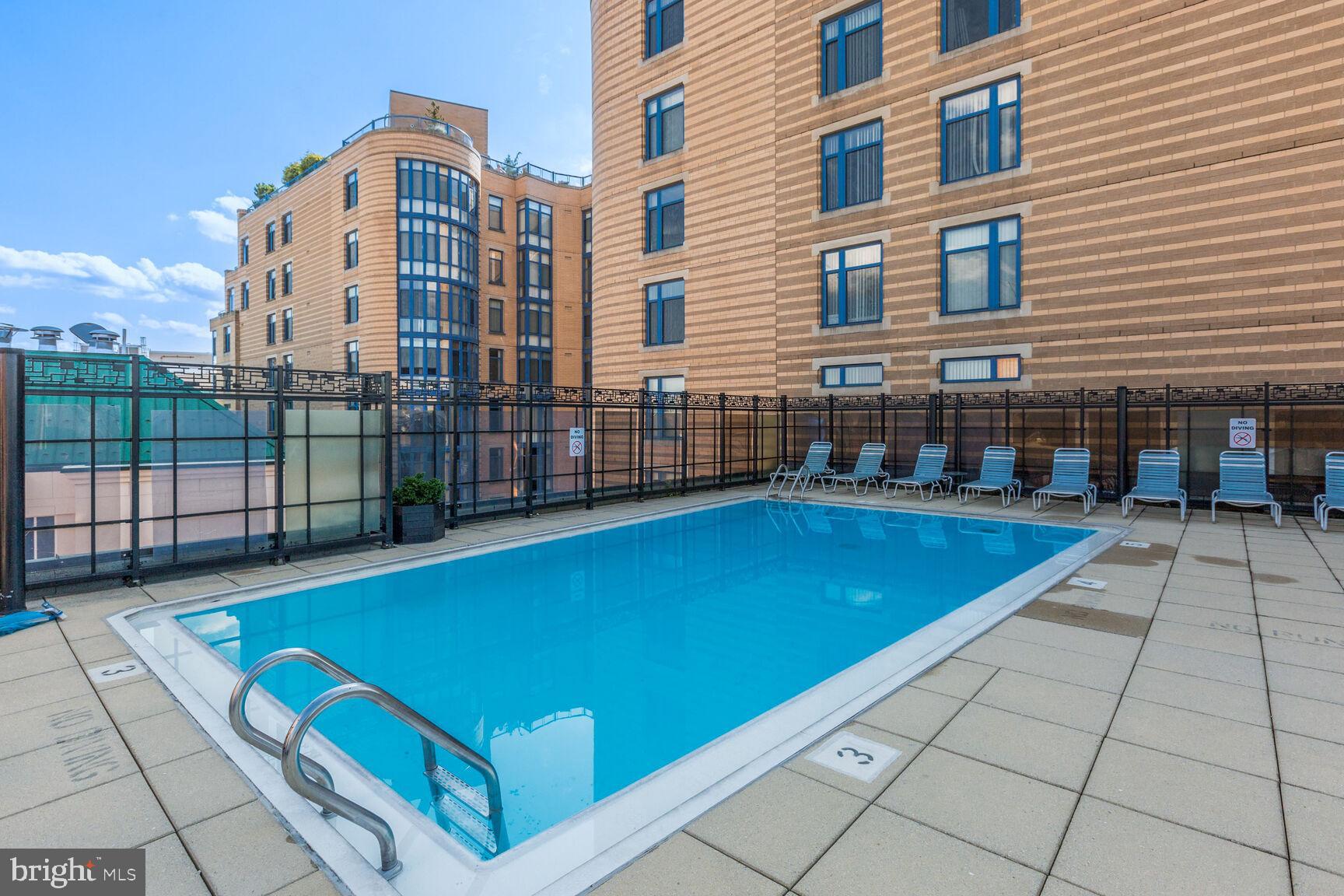 1440 N NW Unit: 916
