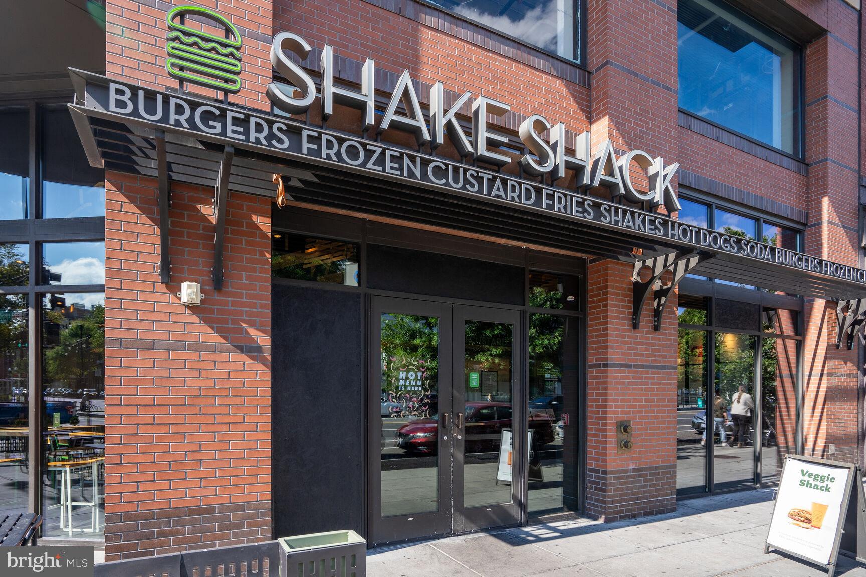 1440 N NW Unit: 916
