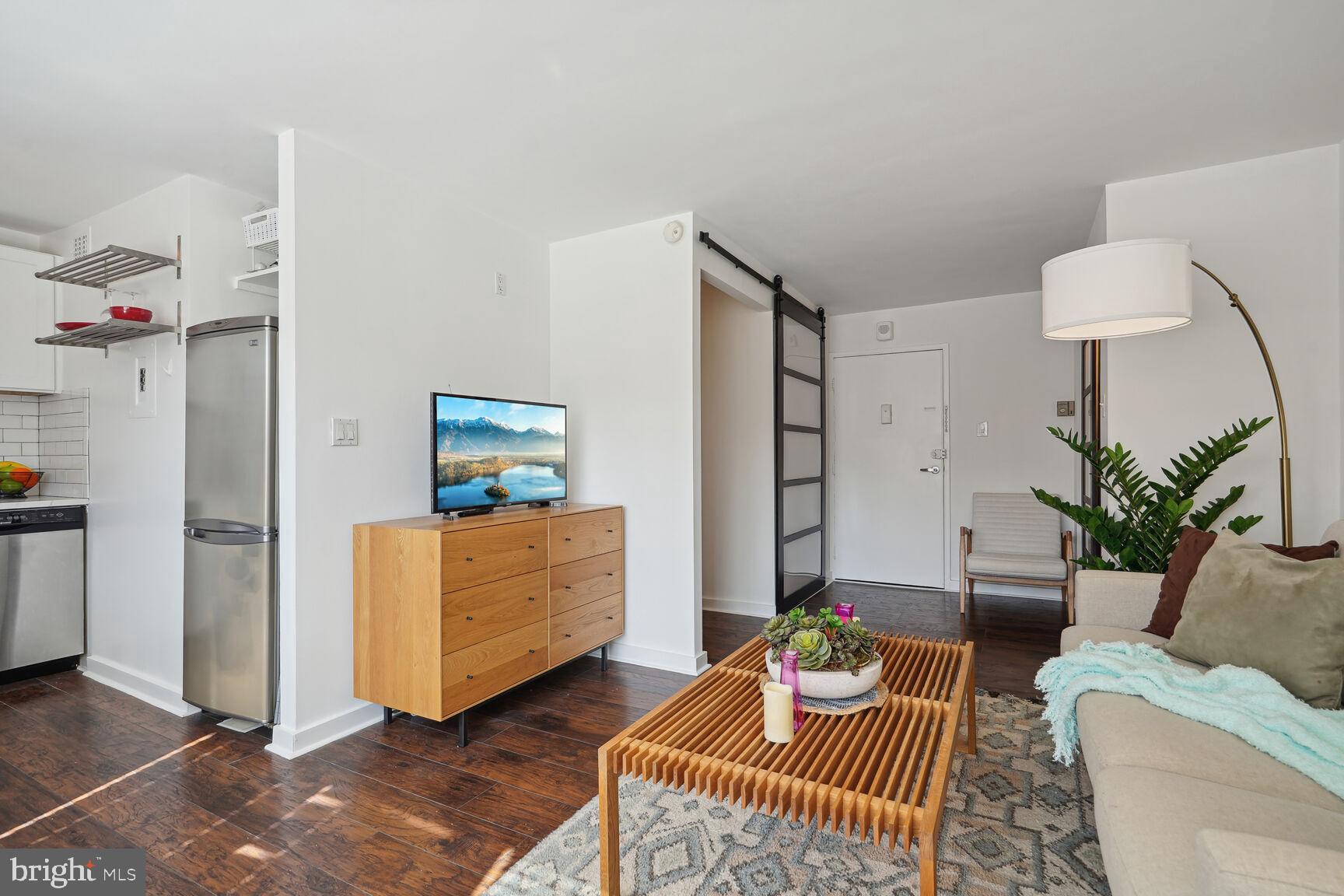 1440 N NW Unit: 916